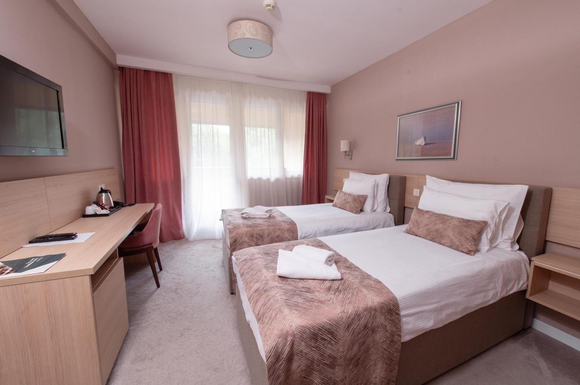 Garden City Hotel Konjic Εξωτερικό φωτογραφία
